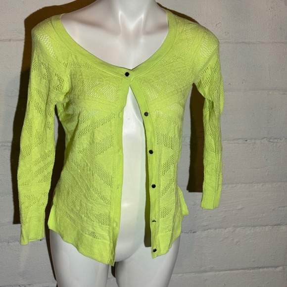 American Eagle Outfitters Sweaters - VTG American Eagle Knit Cardigan Sweater Womens Small Neon‎ Yellow Button Front